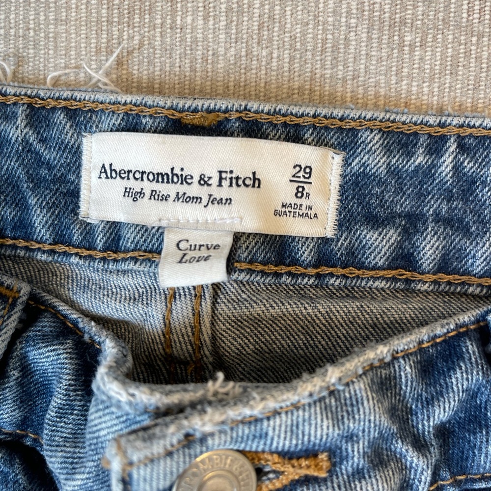 Curve love mom jean Abercrombie & Fitch
